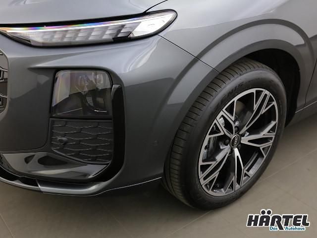 Neu Audi Q3 S-Line 150 PS (110 kW) 2026 Daytonagrau perleffekt (grey), pearl effect SUV