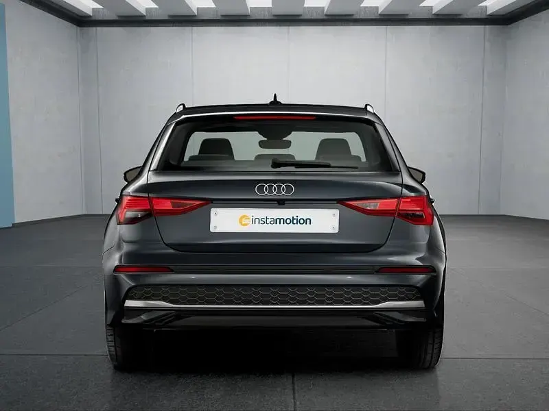 Gebraucht Audi A3 Sportback 150 PS (110 kW) 2025 Grau Kleinwagen