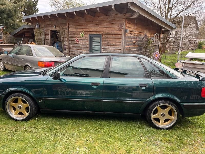 Gebraucht Audi 80 90 PS (66 kW) 1993 Grün Limousine