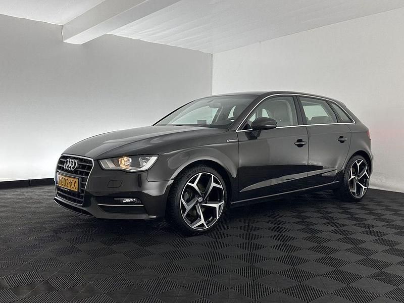 Gebraucht Audi A3 Ambition 122 PS (89 kW) 2013 Braun Limousine