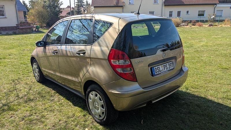 Gebraucht Mercedes A150 Elegance 95 PS (69 kW) 2006 Gold Van / Kleinbus