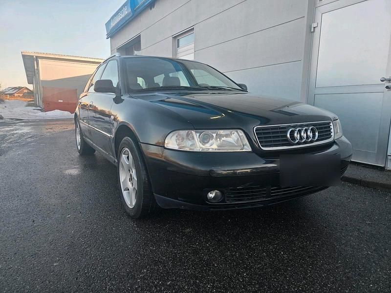 Gebraucht Audi A4 S-Line 116 PS (85 kW) 2000 Schwarz Kombi