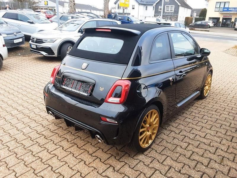 Używany Abarth 500C 163 KM (119 kW) 2021 Czarny Kabriolet