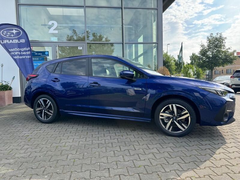 Gebraucht Subaru Impreza Platinum 136 PS (100 kW) 2024 Blau Limousine