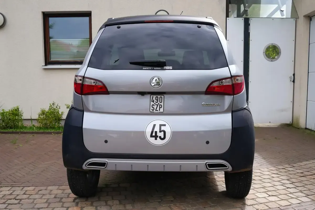 Gebraucht Aixam Crossover Premium Premium 2023 Silber Kleinwagen