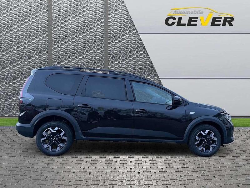 Neu Dacia Jogger Journey 110 PS (80 kW) 2026 Schwarz Van / Kleinbus