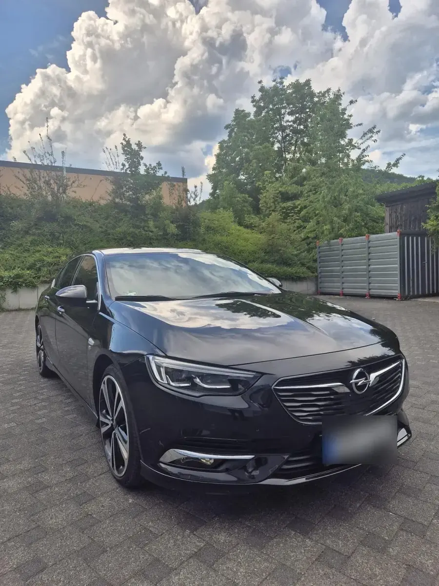Gebraucht Opel Insignia Dynamic 170 PS (125 kW) 2020 Schwarz Limousine