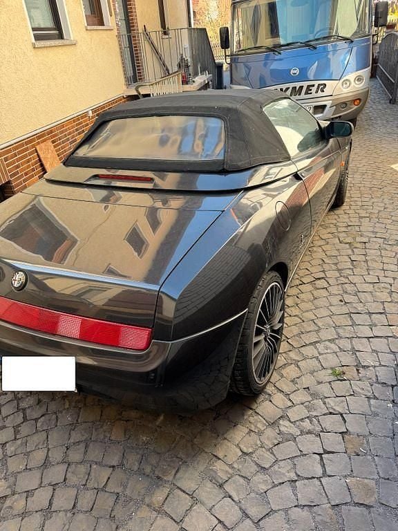 Gebraucht Alfa Romeo Spider 165 PS (121 kW) 2003 Schwarz Cabrio