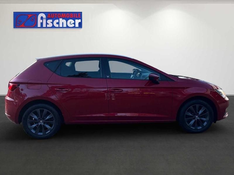 Gebraucht Seat Leon Style 131 PS (96 kW) 2019 Rot Limousine