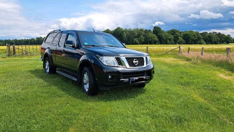 Schwarz Gebraucht 2012 Nissan Navara Abholung | 11.500 € (Etwas zu teuer) - Bild 1/4