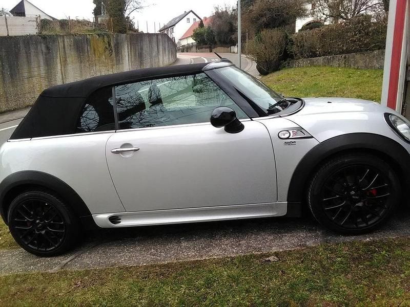 Silber Gebraucht 2011 Mini Cooper SD Cabriolet Cabrio | 7.999 € (Etwas zu teuer) - Bild 1/4