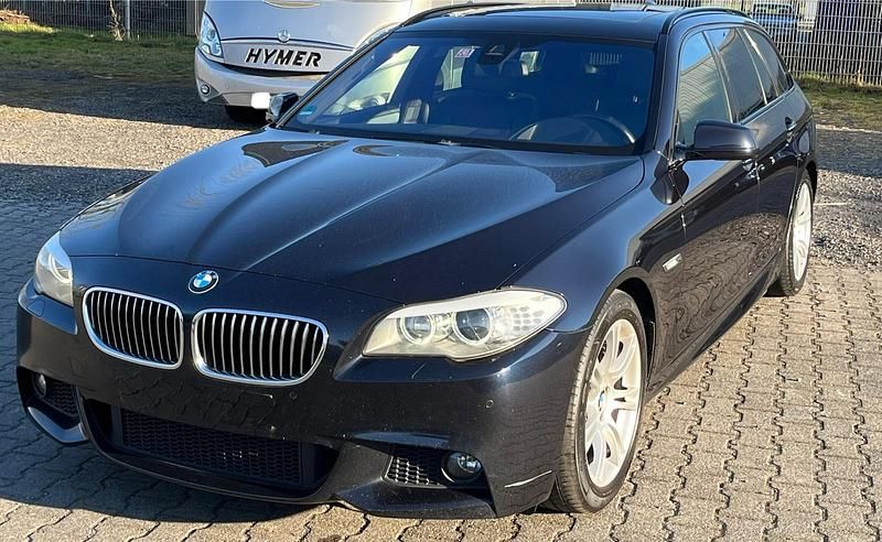 Gebraucht BMW 535 313 PS (230 kW) 2012 Blau Kombi