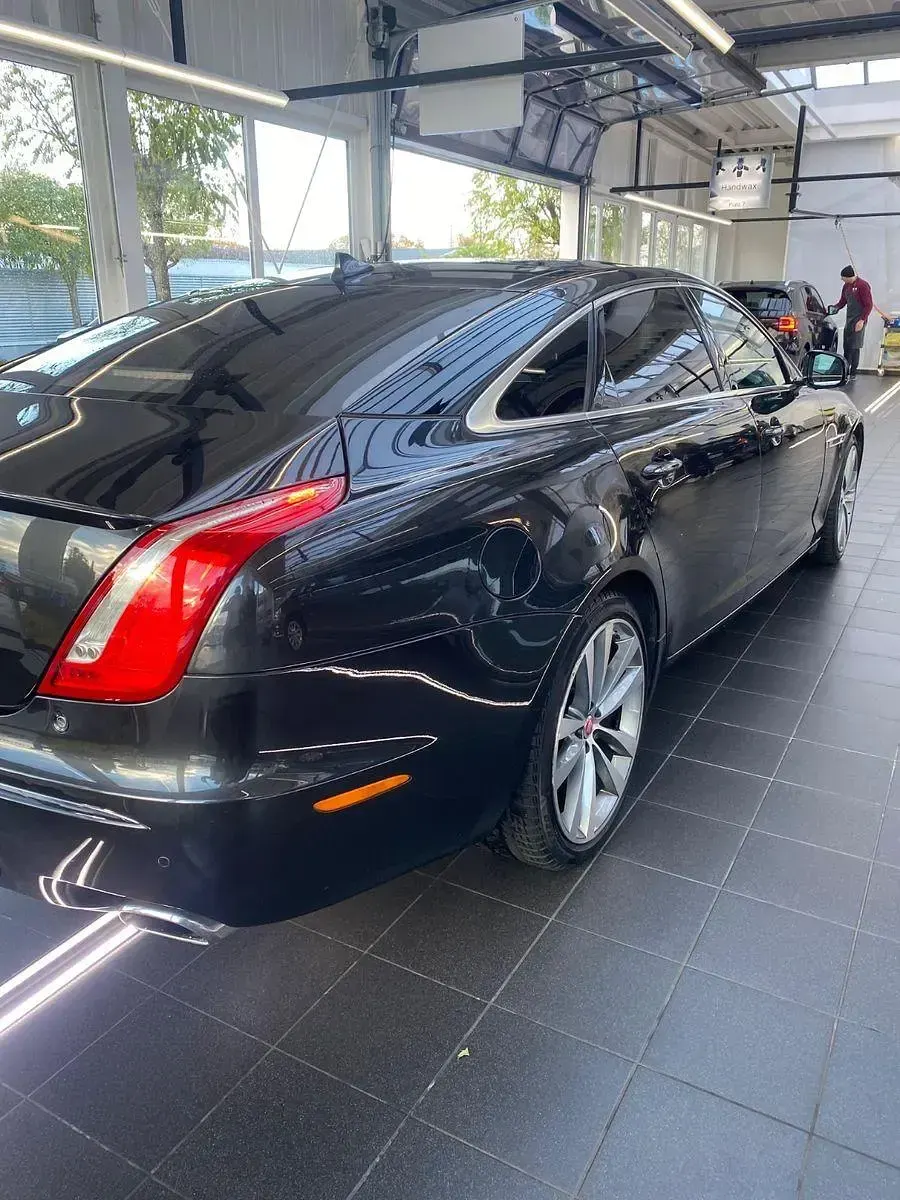 Gebraucht Jaguar XJ Luxury 275 PS (202 kW) 2014 Grau Limousine