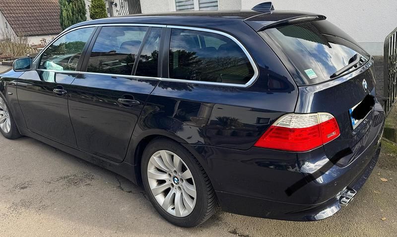Gebraucht BMW 525 Sport Line 197 PS (144 kW) 2007 Kombi