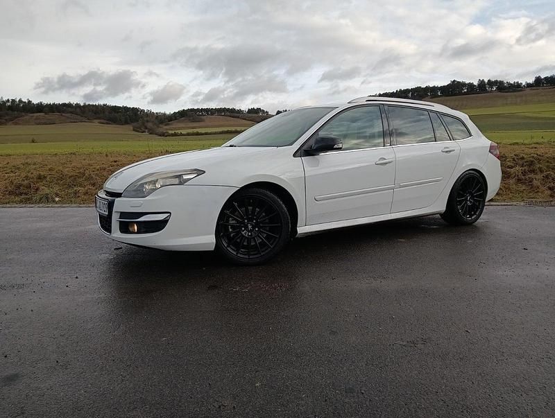 Gebraucht Renault Laguna III GT 178 PS (130 kW) 2010 Weiß Kombi