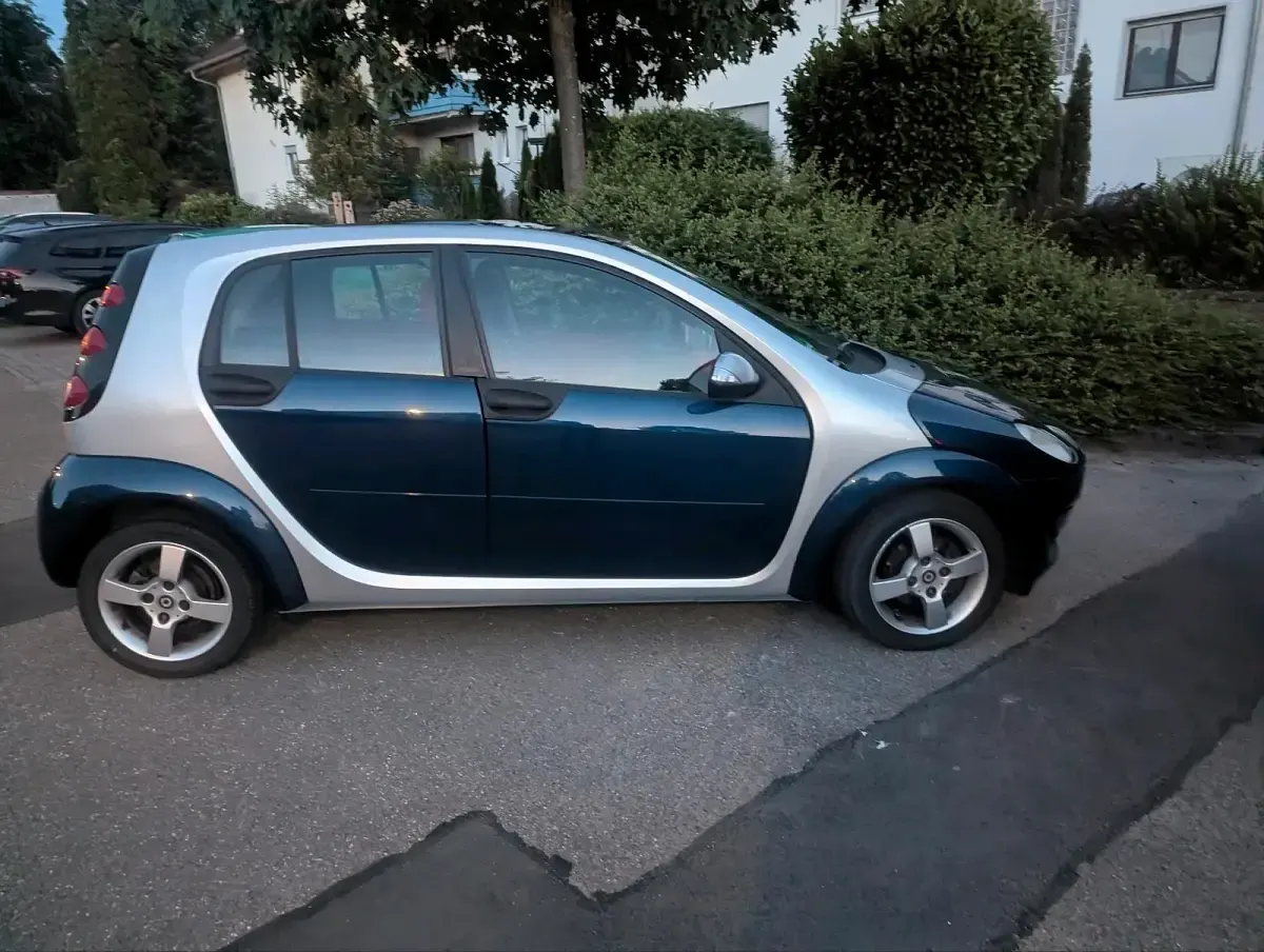 Gebraucht Smart ForFour 68 PS (50 kW) 2006 Blau Kleinwagen