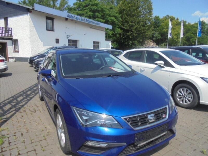 Blau Gebraucht 2020 Seat Leon FR Limousine | 14.900 € (Superpreis) - Bild 1/1