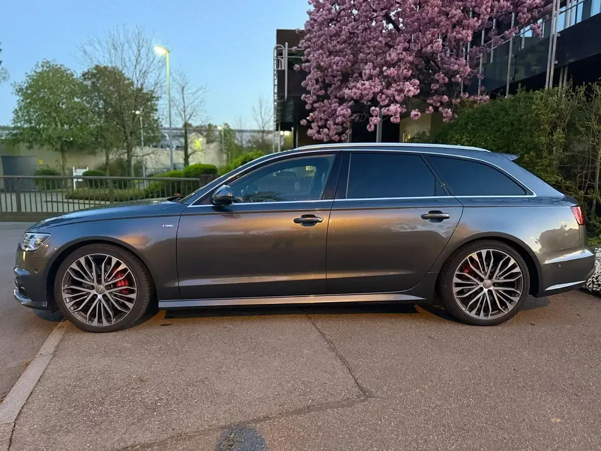 Gebraucht Audi A6 Comfort 272 PS (200 kW) 2016 Grau Kombi