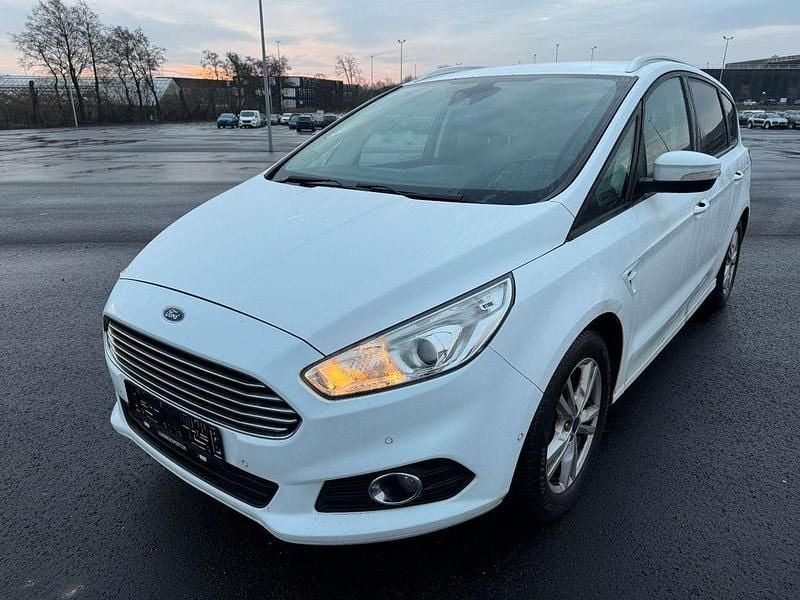 Gebraucht Ford S-MAX S 179 PS (131 kW) 2016 Weiß Van / Kleinbus
