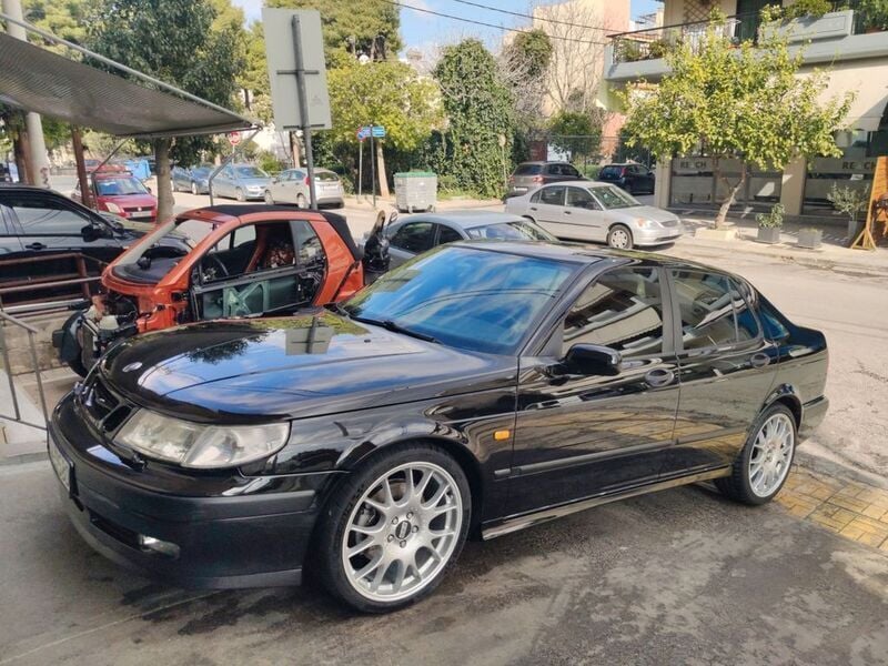 Schwarz Gebraucht 2000 Saab 9-5 Aero Limousine | 35.000 € - Bild 1/4