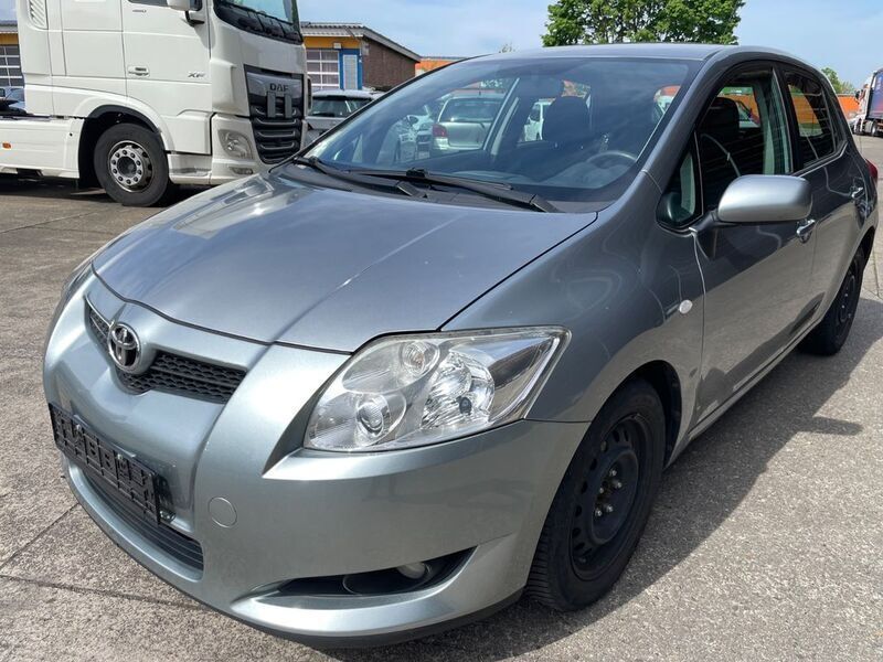 Silber Gebraucht 2008 Toyota Auris Sol Limousine | 1.999 € (Superpreis) - Bild 1/4