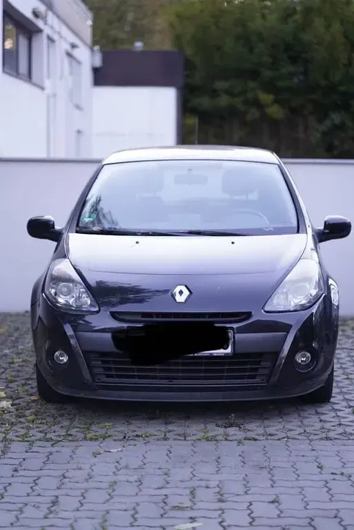 Gebraucht Renault Clio II 75 PS (55 kW) 2009 Schwarz Limousine