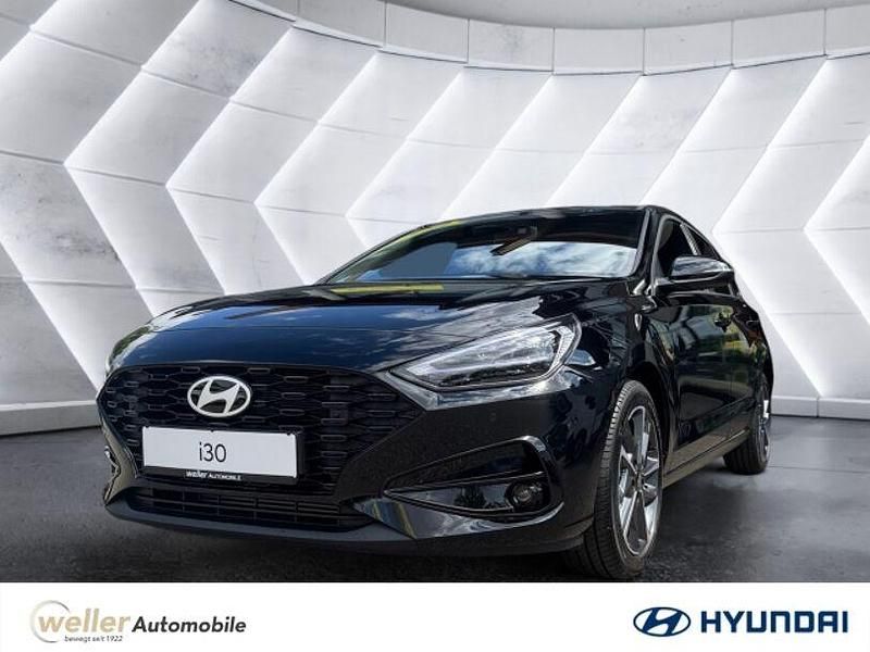 Schwarz Neu 2025 Hyundai i30 Advantage Limousine | 25.285 € (Fairer Preis) - Bild 1/4