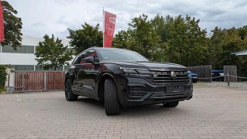 Schwarz Gebraucht 2021 VW Touareg R-line SUV | 51.500 € (Fairer Preis) - Bild 1/4