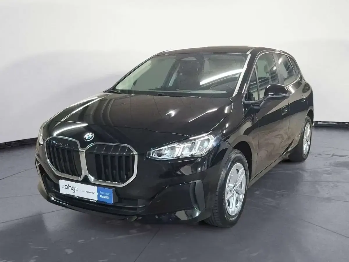 Gebraucht BMW 218 136 PS (100 kW) 2023 Schwarz uni Van / Kleinbus