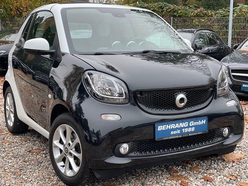 Schwarz Gebraucht 2019 Smart ForTwo Cabrio Cabrio | 14.580 € (Fairer Preis) - Bild 1/4