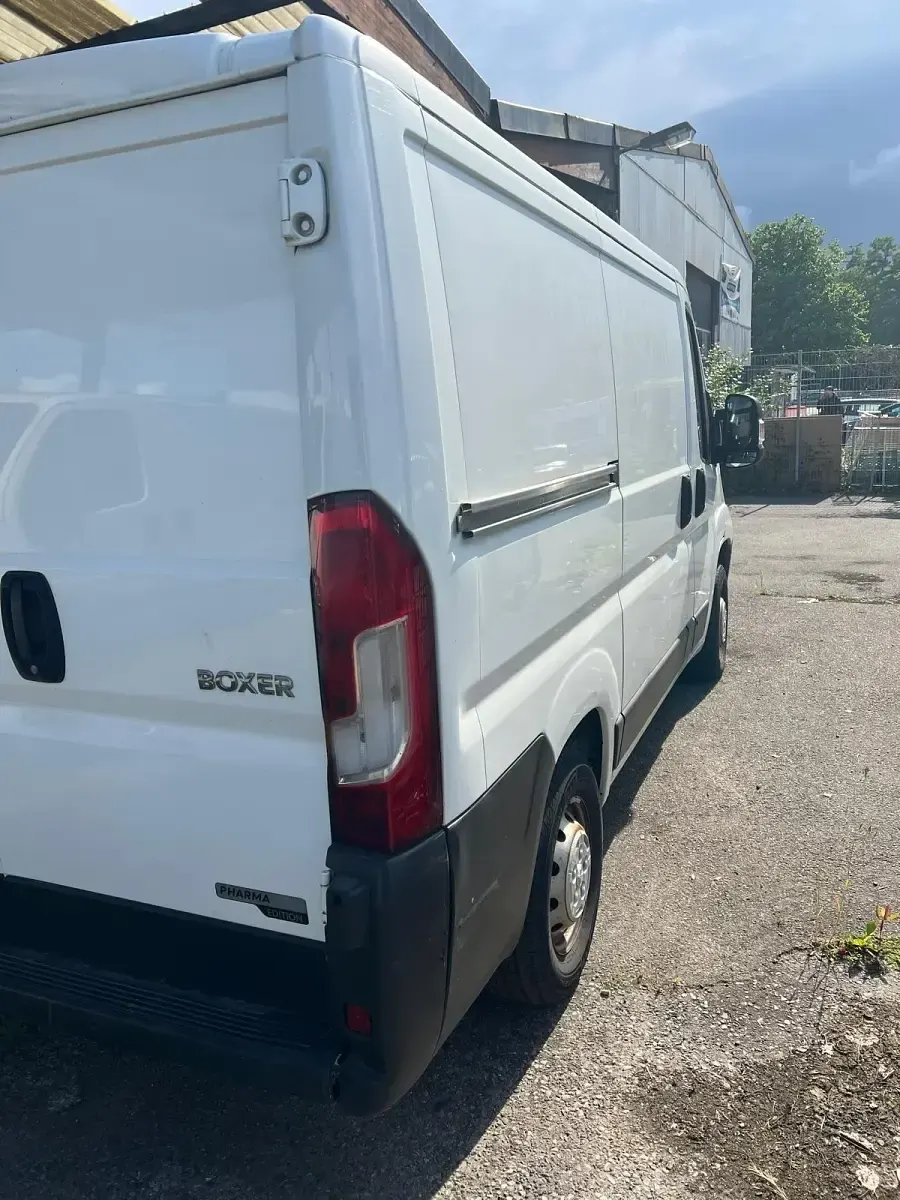 Gebraucht Peugeot Boxer 120 PS (88 kW) 2020 Weiß Van