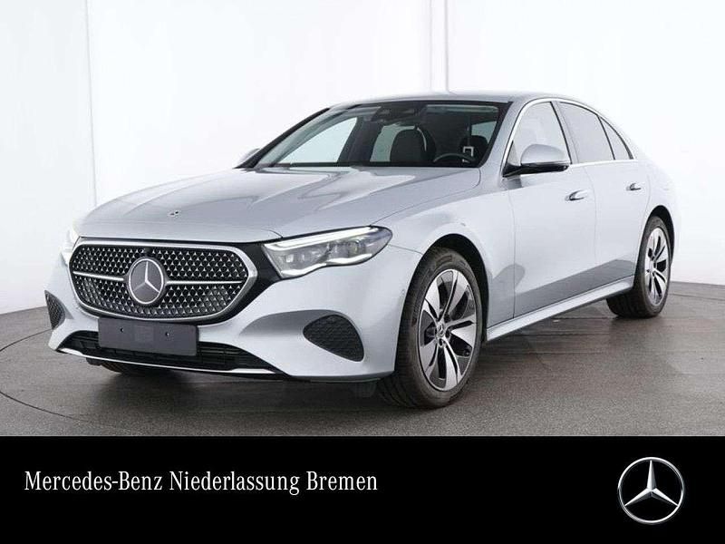 Silber Gebraucht 2024 Mercedes E300 Avantgarde Limousine | 57.980 € (Fairer Preis) - Bild 1/3