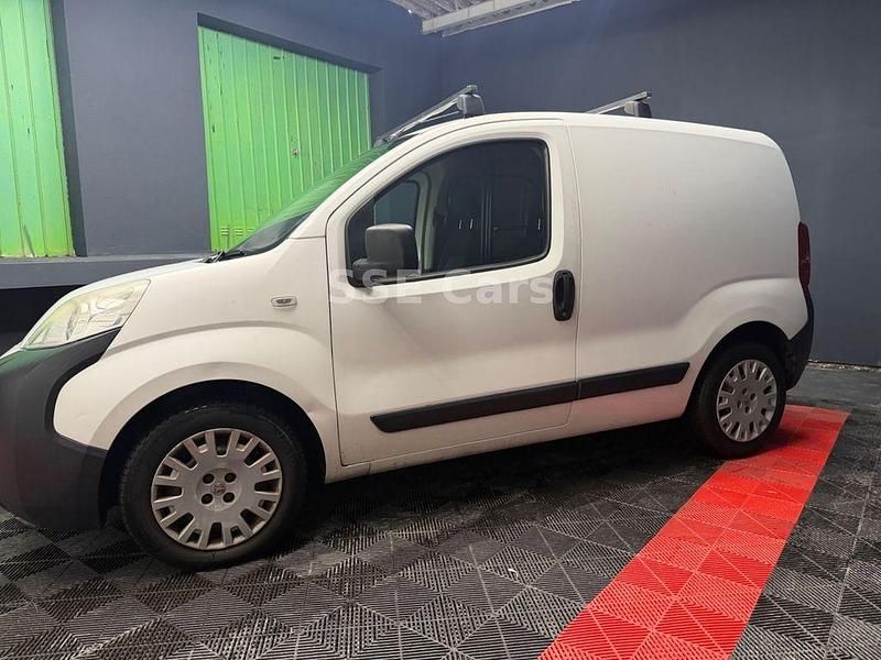 Gebraucht Peugeot Bipper 75 PS (55 kW) 2013 Weiß Van / Kleinbus