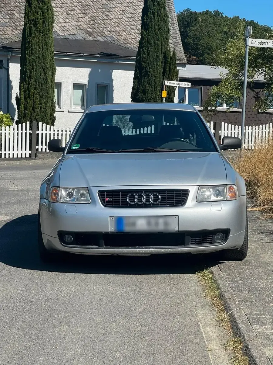 Gebraucht Audi S3 Performance 260 PS (191 kW) 2001 Silber Kleinwagen