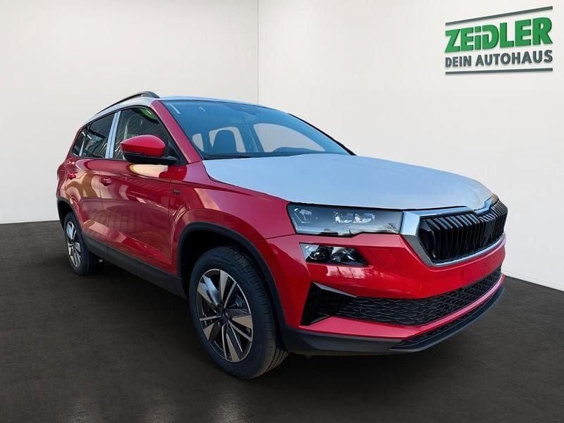 Neu Skoda Karoq Tour 150 PS (110 kW) 2025 Rot SUV