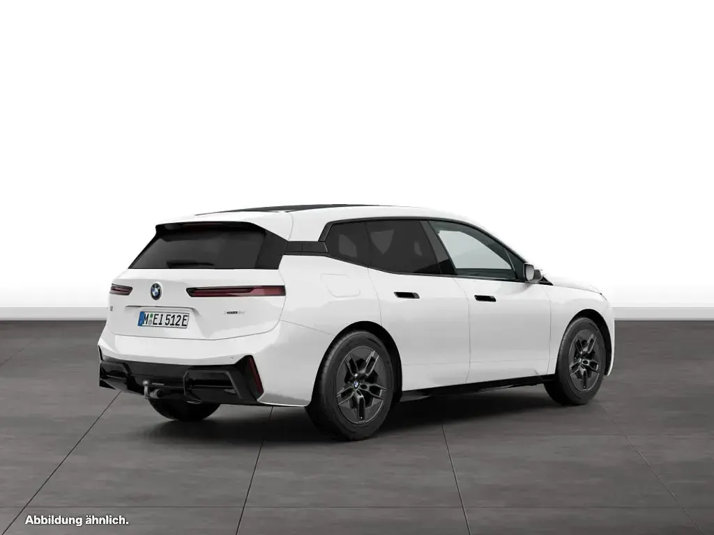 Gebraucht BMW iX M Sport 400 kW (544 PS) 2025 Weiß SUV