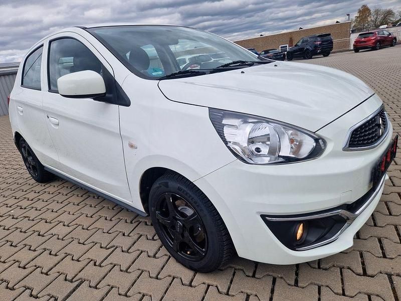 Gebraucht Mitsubishi Space Star Basis 71 PS (52 kW) 2019 Weiß Kleinwagen