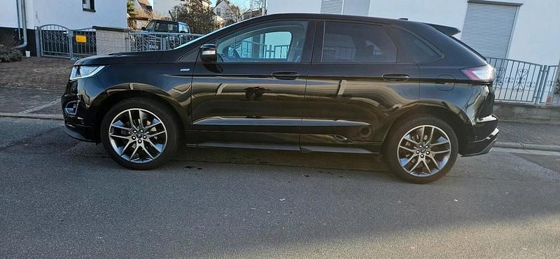 Gebraucht Ford Edge ST-Line 209 PS (153 kW) 2017 Schwarz SUV