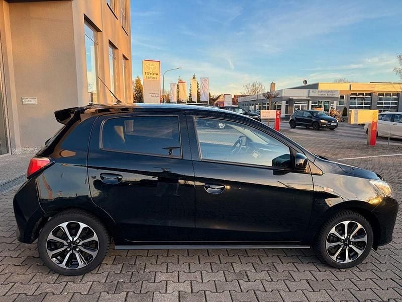 Gebraucht Mitsubishi Space Star Select+ 71 PS (52 kW) 2023 Schwarz Kleinwagen