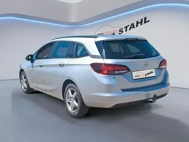Gebraucht Opel Astra Edition 110 PS (80 kW) 2021 Argonsilber/sovereign/switchblad (metallic) Kombi