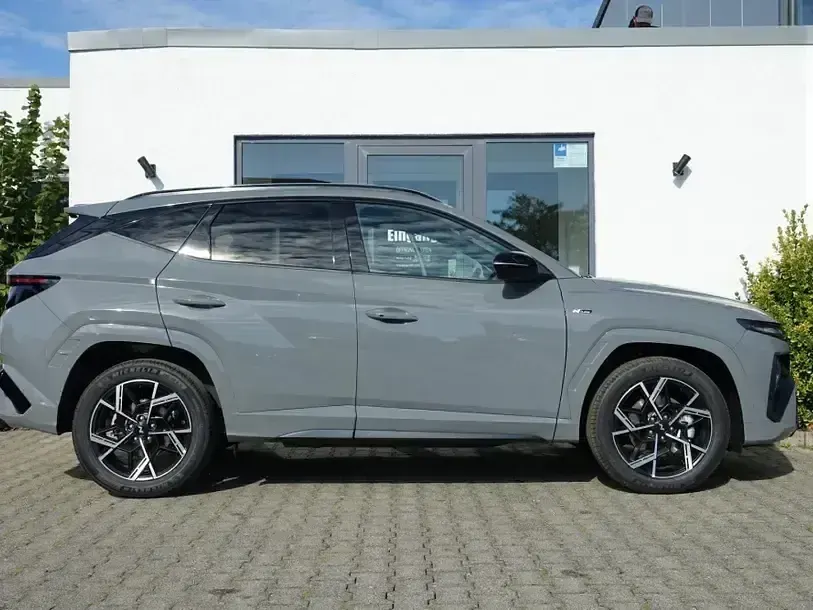 Neu Hyundai Tucson N Line 239 PS (175 kW) 2026 Ultimate red SUV
