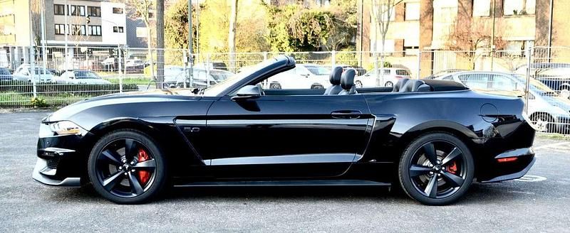 Gebraucht Ford Mustang GT 466 PS (342 kW) 2018 Schwarz Cabrio