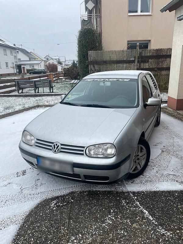 Gebraucht VW Golf IV 75 PS (55 kW) 2001 Silber Kleinwagen