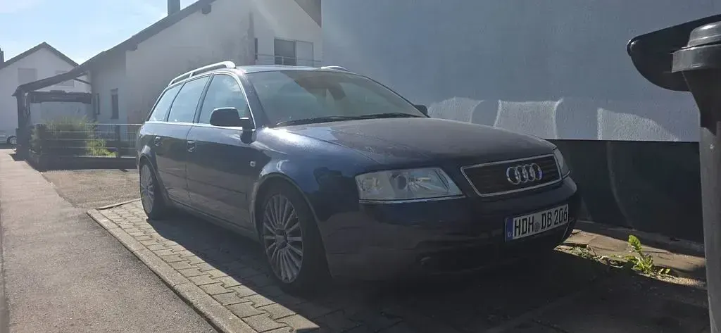 Gebraucht Audi A6 193 PS (141 kW) 2001 Blau Kombi