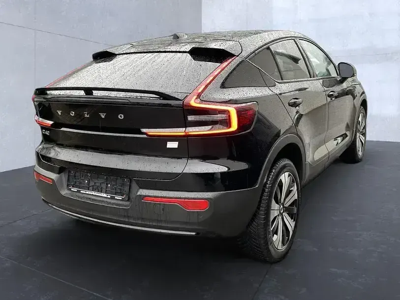 Gebraucht Volvo C40 Plus 169 kW (231 PS) 2023 Black solid (stone) / solid (schwarz) SUV