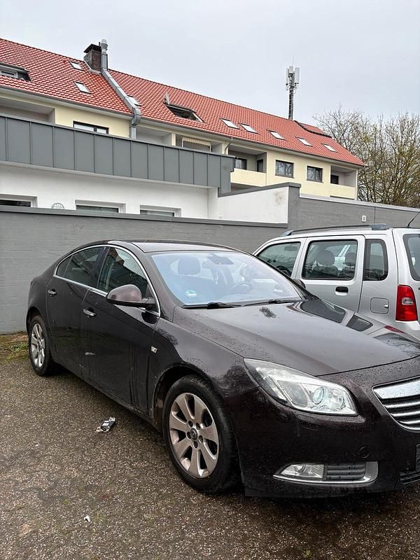 Gebraucht Opel Insignia 160 PS (117 kW) 2012 Braun Limousine