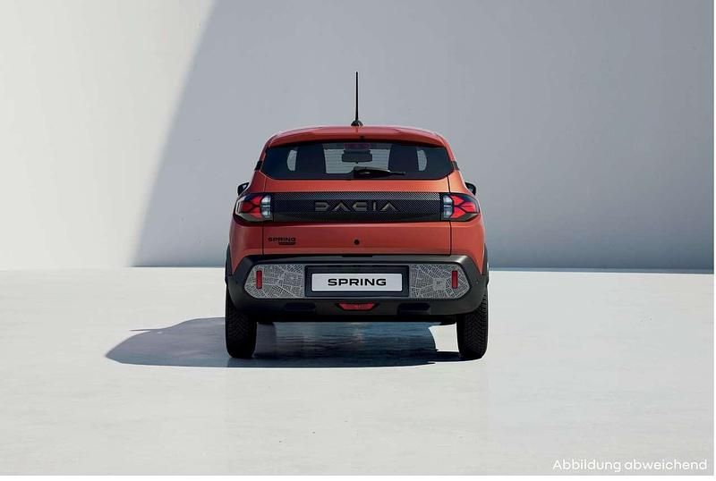 Neu Dacia Spring Expression 19 kW (26 PS) 2025 Safaribeige Kleinwagen