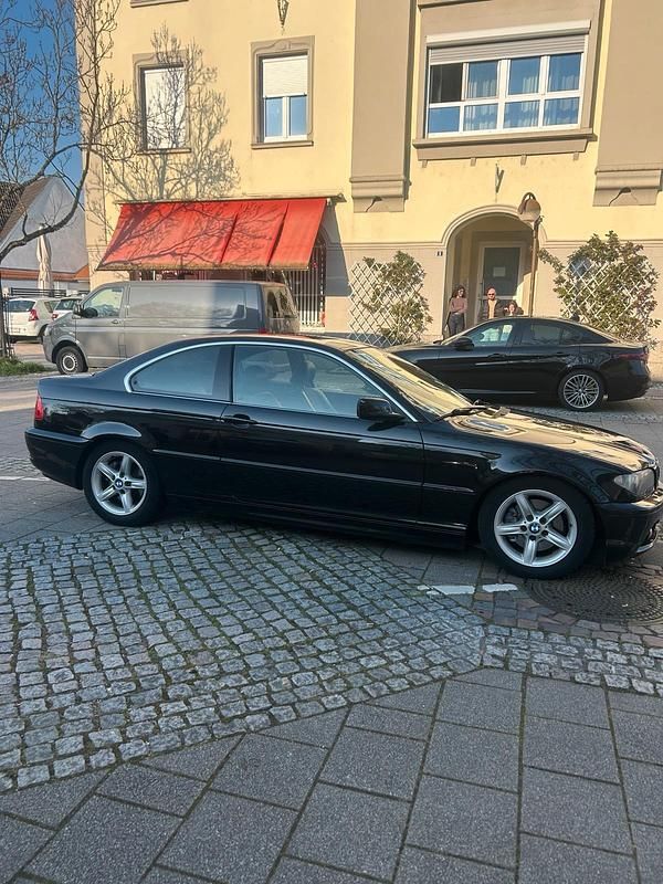 Gebraucht BMW 320 150 PS (110 kW) 2005 Schwarz Coupé