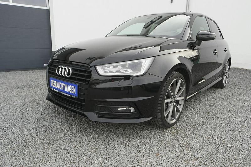 Schwarz Gebraucht 2015 Audi A1 Sportback Sport Kleinwagen | 10.900 € (Guter Preis) - Bild 1/4