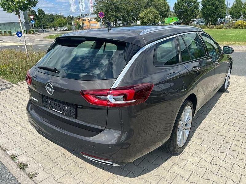 Gebraucht Opel Insignia Business Elegance 174 PS (127 kW) 2021 Stone brown met (058p) Kombi
